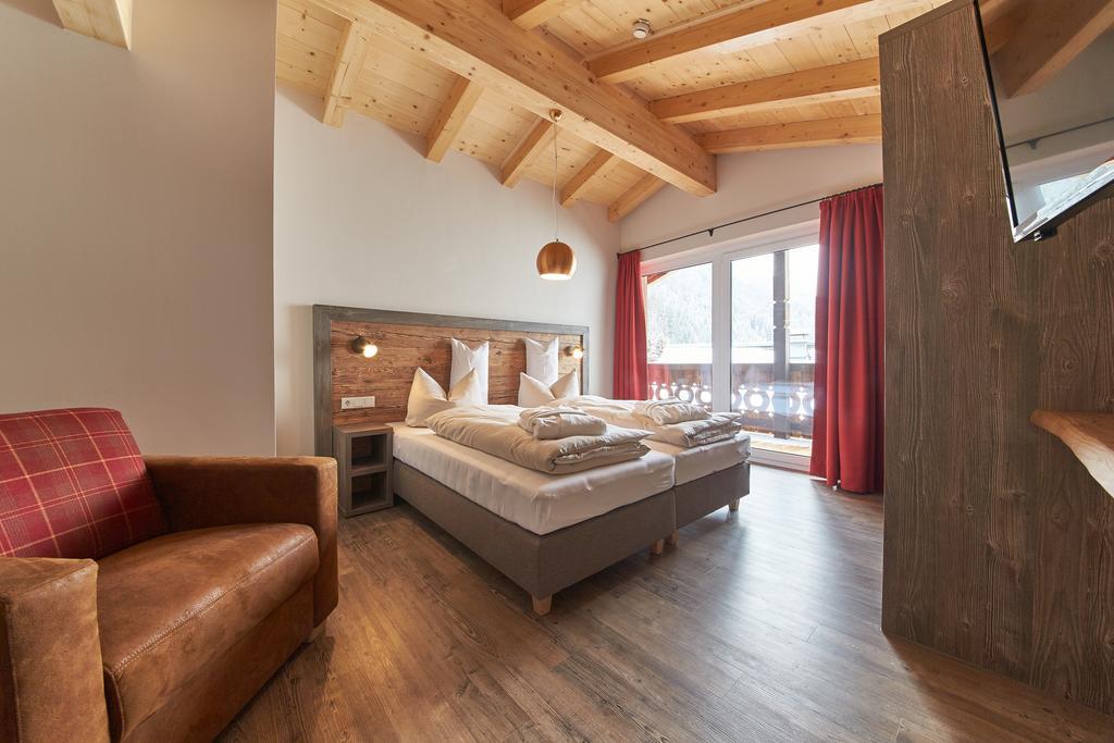 Appartements Liebe Heimat ザールバッハ・ヒンターグレム 部屋 写真